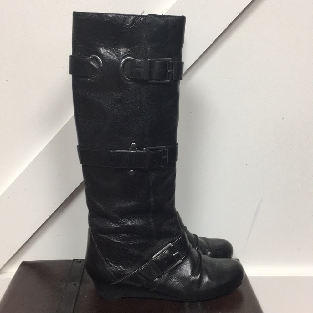 💔💔SOLD💔💔Low wedge boot with buckles